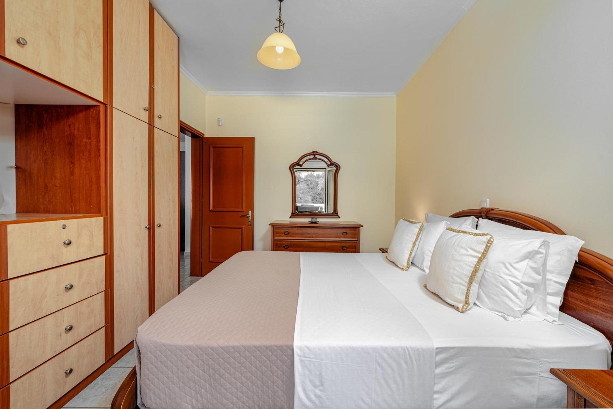 Villa Rosa 3 Bedroom With Sea View 트라가키온 외부 사진