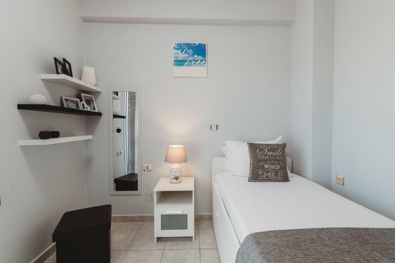 Villa Rosa 3 Bedroom With Sea View 트라가키온 외부 사진