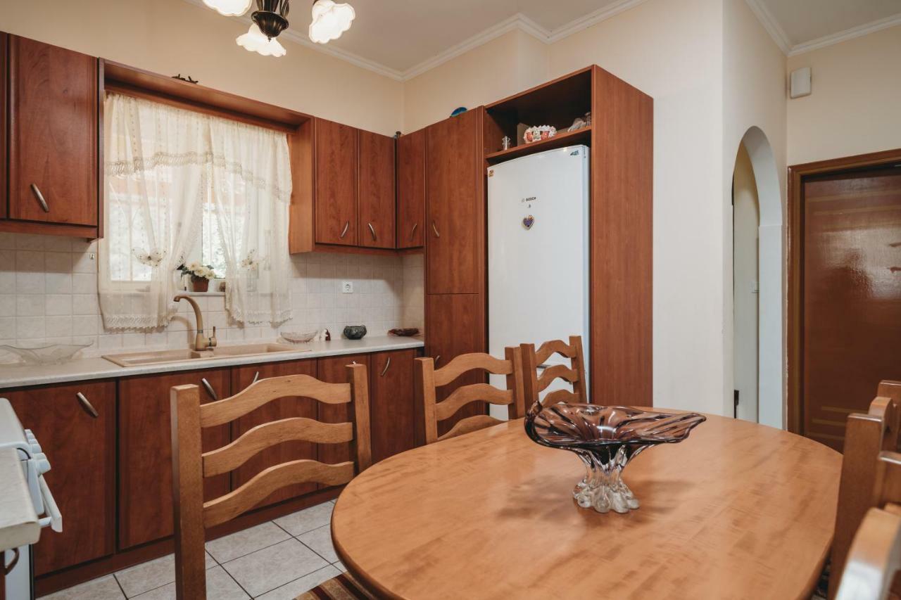 Villa Rosa 3 Bedroom With Sea View 트라가키온 외부 사진