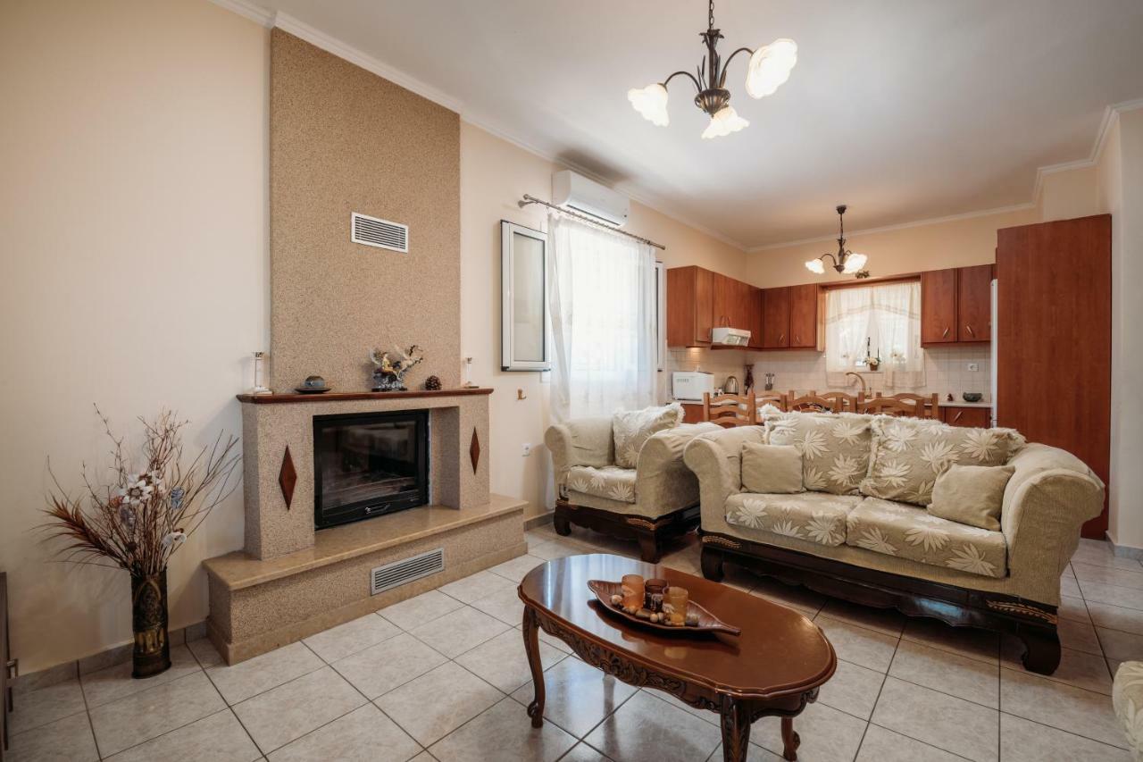 Villa Rosa 3 Bedroom With Sea View 트라가키온 외부 사진